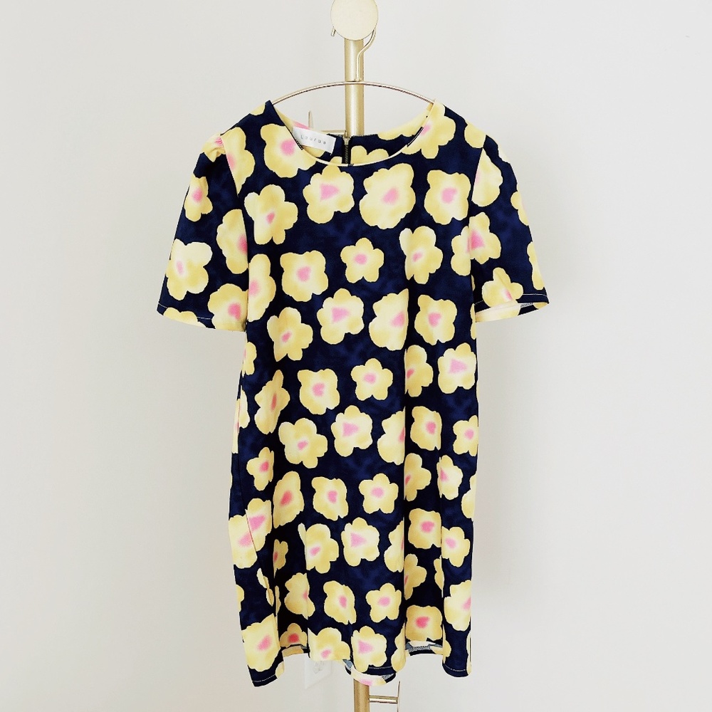 Little yellow flowers mini dress